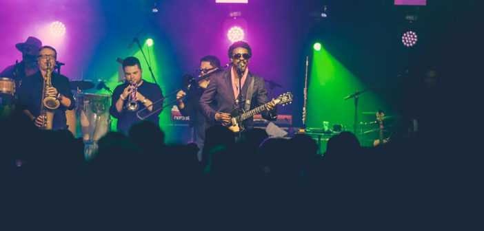 César Menotti & Fabiano e Seu Jorge encerram o Natal Encantado de Barueri 2025