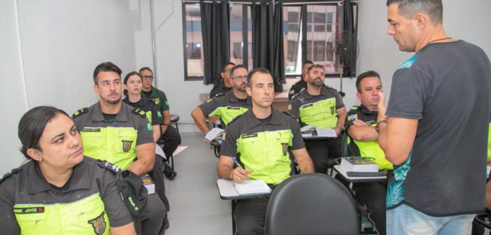 Barueri investe na valorização dos agentes de trânsito com nova etapa de qualificação
