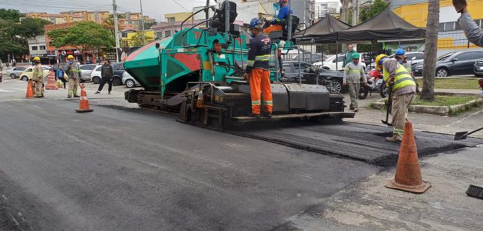 Prefeitura recapeia vias principais do Centro e outros bairros da cidade