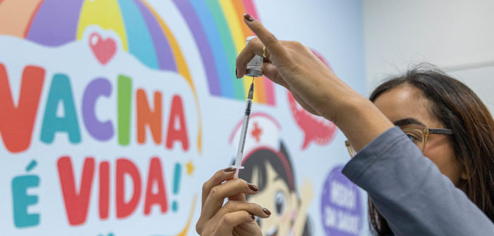CER de Itapevi oferece vacinação humanizada para pacientes