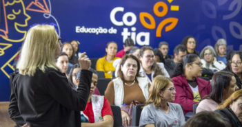 Educação promove formação para 250 professores da Educação Infantil com foco na importância do brincar